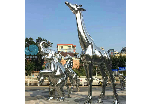 淺談河南不銹鋼雕塑的幾個基本特征(圖1) 淺談河南不銹鋼雕塑的幾個基本特征