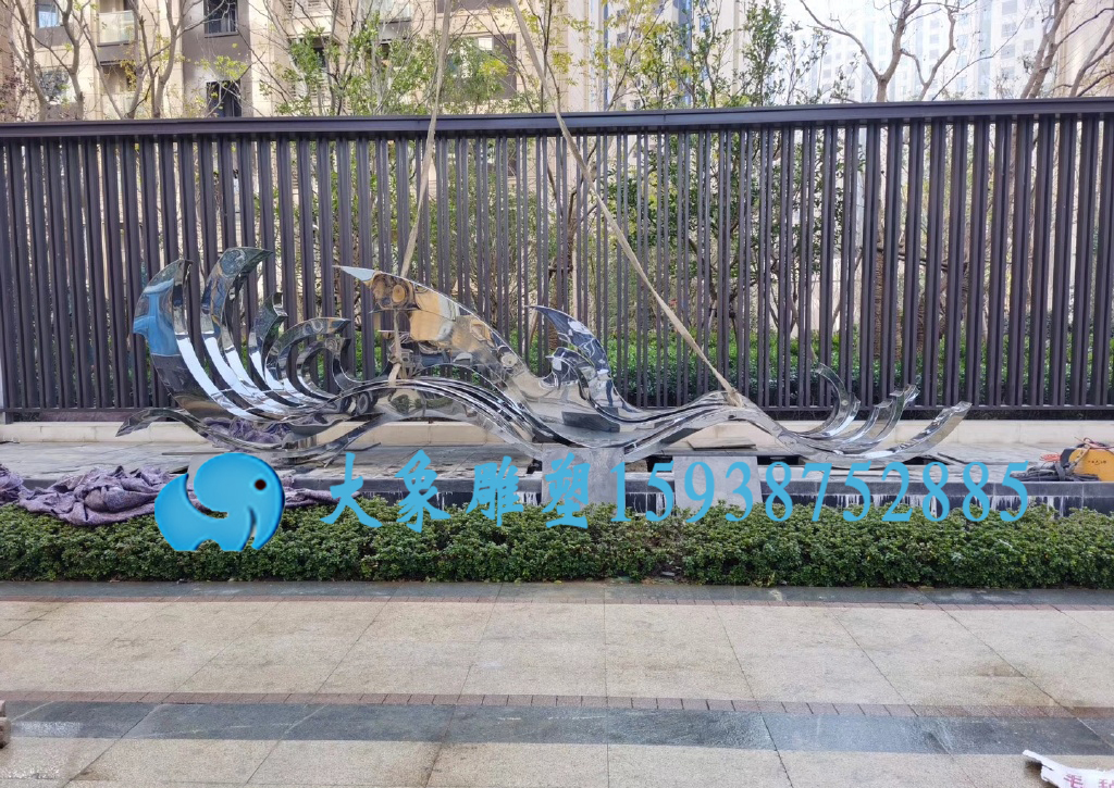 河南不銹鋼雕塑為什么會被越來越多的人選擇？(圖4)
